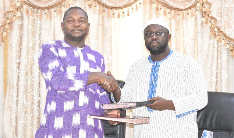 Signature de convention : la MEBF et l’Ecole Polytechnique de Ouagadougou s’engagent pour des formations et des stages de qualité au profit des étudiants.